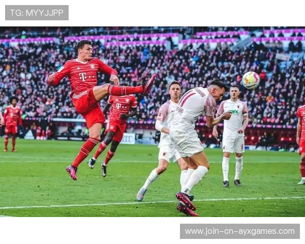 德甲拜仁边路传中频繁,门前高点优势被利用的训练之路