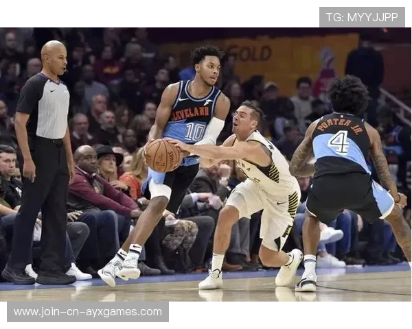 中后场控球与逼抢强度对照：决胜关键的战术博弈